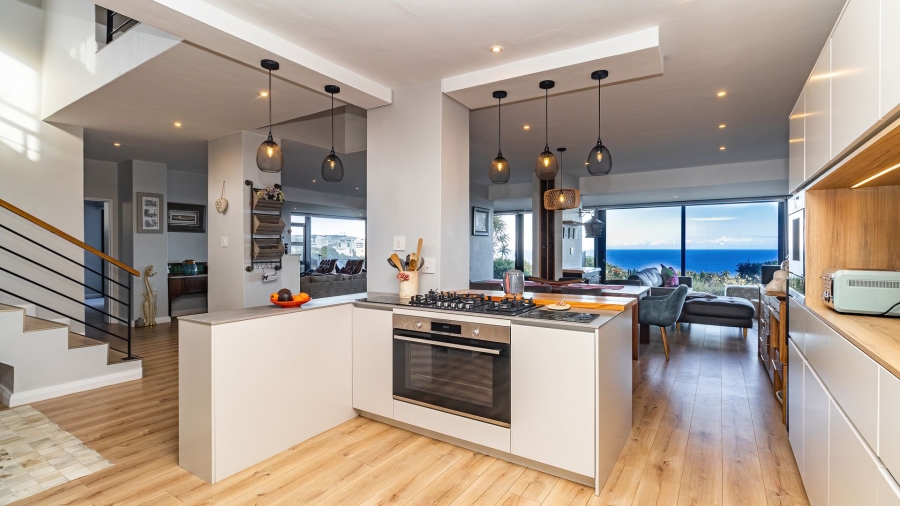 4 Bedroom Property for Sale in Oubaai Western Cape
